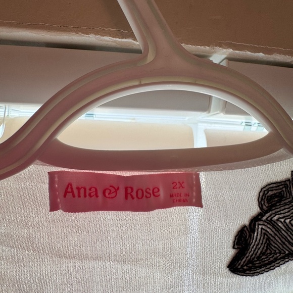 Women's Sheer Black and White Floral Jacket - Picture 3 of 3